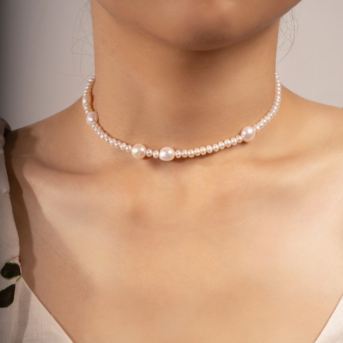 Elizabeth Stable Necklace