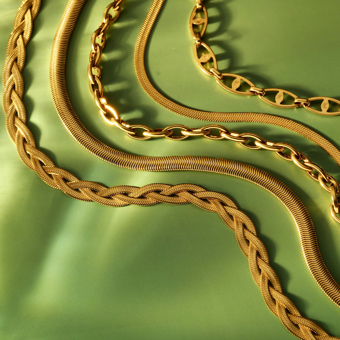 Golden Aria Link Necklace
